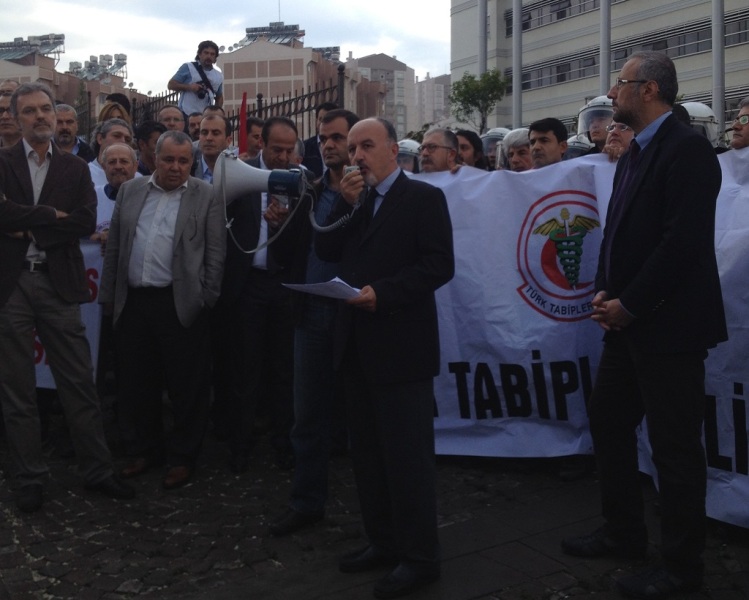 Hatay Tabip Odası Yönetim ve Onur Kurulları Yargılanması ile ilgili basın açıklaması